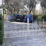 Ester Brenzone sul Garda