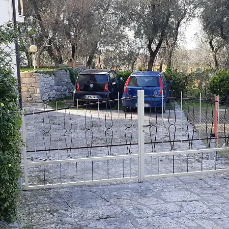 Ester Brenzone sul Garda